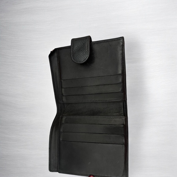 Chanel Bifold Caviar Snap Wallet - Picture 3 of 7